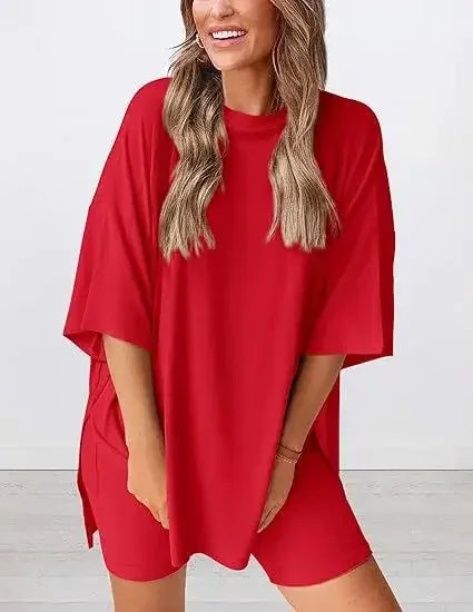 Two-Piece Oversized Casual Tee and Skinny shorts with Pocket